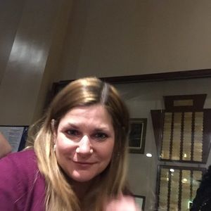 Meet your Posher, Carrie